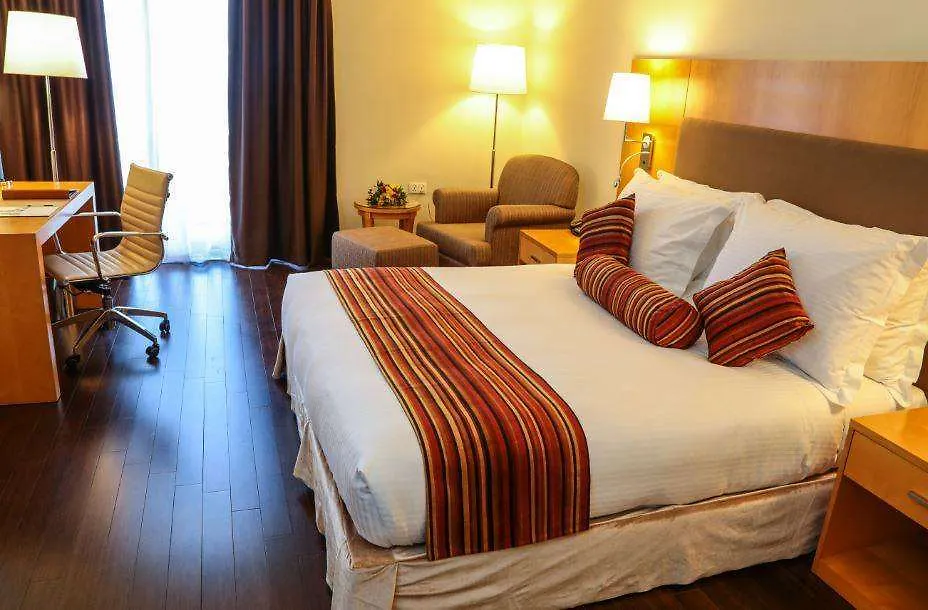 Ramada Addis, Addis Ababa Hotel 4*,